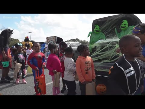 School of the Week: John R. Lewis Elementary celebrates Red Ribbon Week spooktacularly
