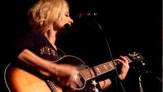 SHELBY LYNNE live LOOKIN' UP in Amsterdam, 2012