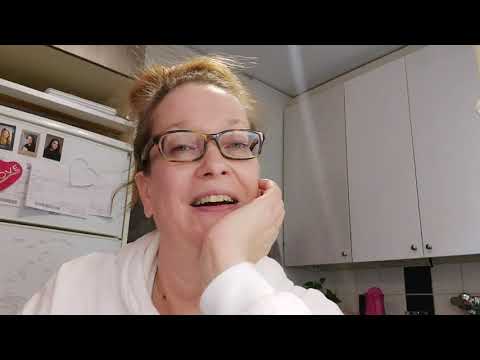 MUUTOKSEN TUULET PUHALTAA / HÖPÖTTELYÄ ILTAPALALLA