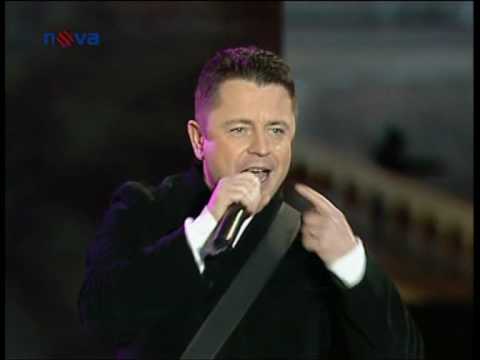 Petr Muk - Láska tě spoutá (Mejdan roku z Václaváku-2006)