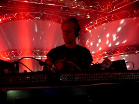 Armin van Buuren - desiderium 207 feat. susana/ Mirage