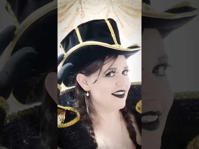 Vídeo relacionado con renvena Disfraz de director de circo Ringmaster para cosplay, chaqueta de terciopelo, parte superior, blazer corto, abrigo, Halloween, carnaval, fiesta temática, disfraz rojo, S