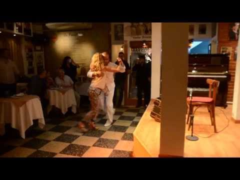  Carlos Copello  is  dancing  to  a  tango