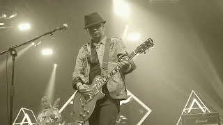 Download lagu Element - 'Kekuatan Cinta' (NFT) - mp3 Download lagu Element - 'Kekuatan Cinta' (NFT) - mp3