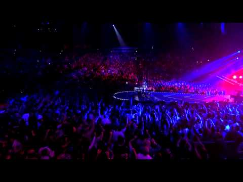 Black Eyed Peas @ Staples Center (HD) - Will.I.Am Solo (DJ Set)