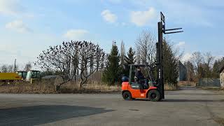 Toyota 7FGF25 gas forklift | Image 4 - Machineryline