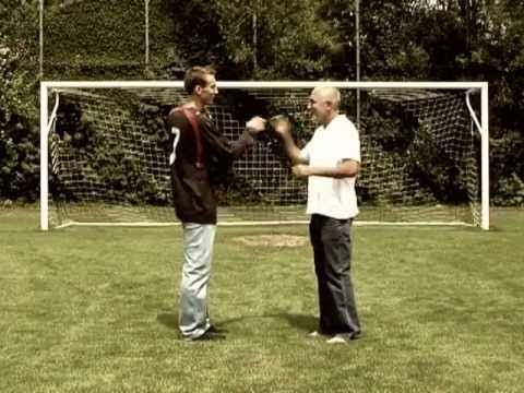 MANUEL NORMAL & NETNAKISUM - Leibaltauschn feat. Florian Klein