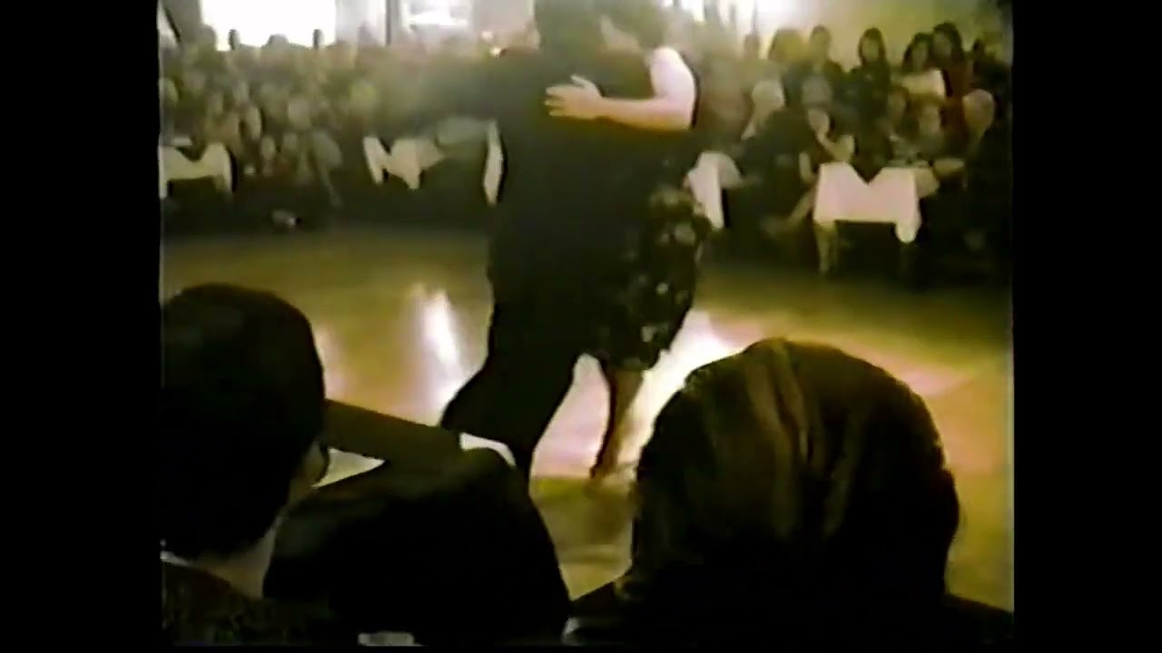 Julio Balmaceda y Corina de la Rosa, "Todos te quieren" 2005, Milonga Niño Bien, Buenos Aires.