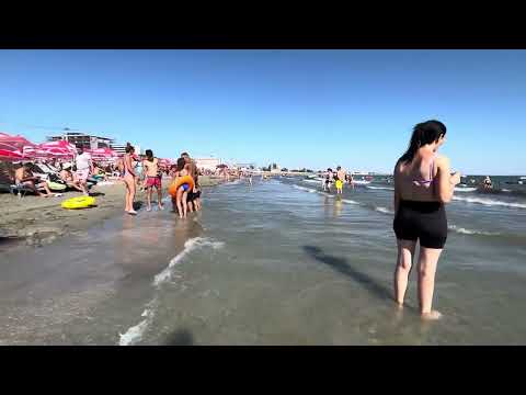 10 minutes from the beach! #Mamaia 2023