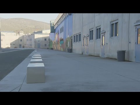 Donovan inmate, officer smuggle gold, diamond grill into prison | cbs8.com