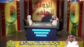 صورة حكم وضع العباءة على الكتف أثناء الصلاة