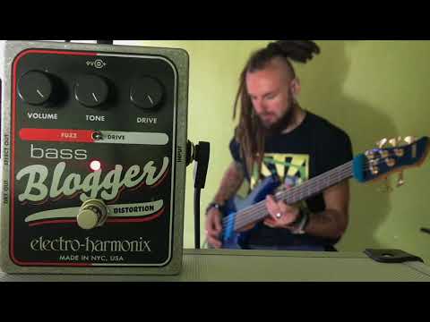 EHX Bass Blogger