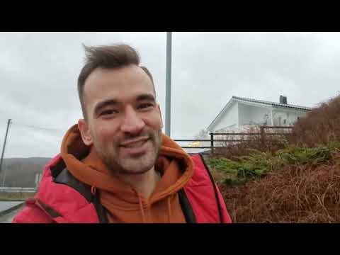 Last Dayly of the Year with the Story of How They Kicked Me Out of the Plane 😄