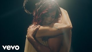 Alexia - Fragile Fermo Immagine (Official Video)