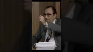 الثناء على مريم عليها السلام { وأنبتها نباتا حسنا } image