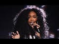 SZA Shines On Grammys 2018 Stage Performs Broken Clocks