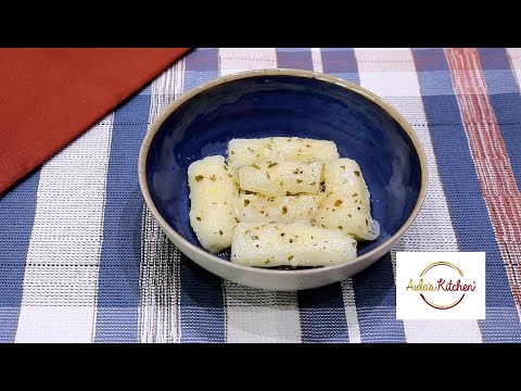 Yuca con Mojo (Yucca with Garlic Sauce)