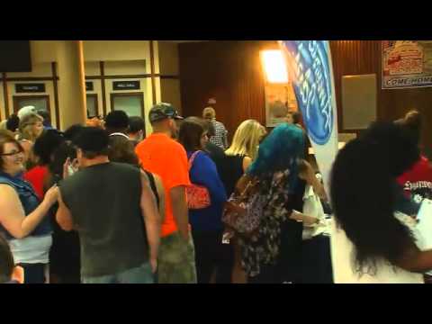 'American Idol' Hopefuls Sing Heart Out at  Auditions -- Mikayla Lewis