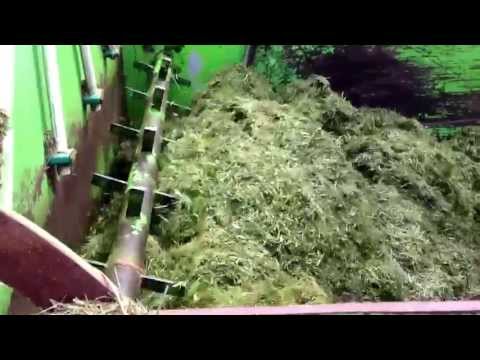 Self propelled ag bagger