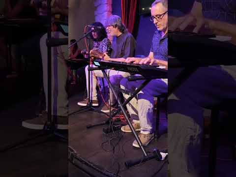 Quim Quiñonero con (BADGE TRIO) Crossroads con Alberto y Emilio, Bambalinas 24/7/25.