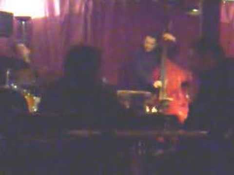 Thierry Gonzalez Trio au Mandala (2/3)