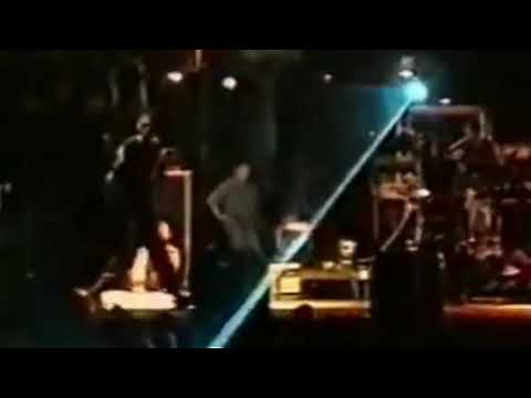 Leeroy Thornhil's shuffle dance,  combo 1993 - split parts