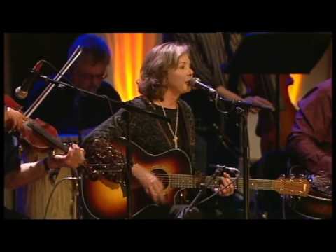 It's a Hard Life wherever you go - Nanci Griffith at Celtic Connections