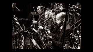 Gone with the swing big band - Vickie and mr Valves