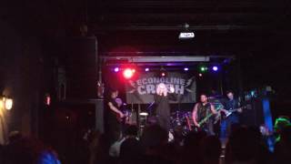 Econoline Crush - Burnt (Live Clip)