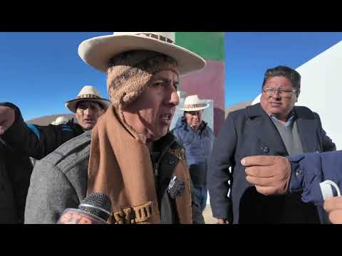 Visita de Gobernador de Oruro a Tambo Quemado, Distrito III, del municipio de Turco, Oruro