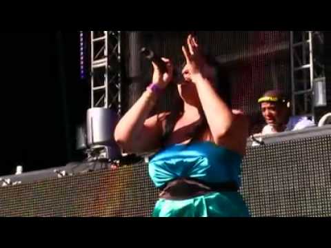 Shawnee Taylor Live @Ultra Music Festival Miami 2012
