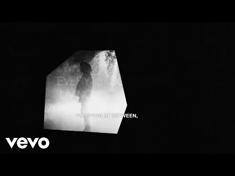 6LACK - In Between (ft. BANKS) [Lyric Video]