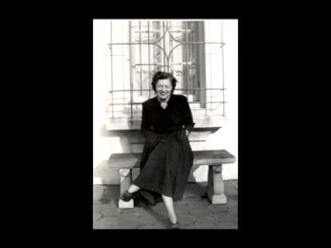 Rosa Ponselle sings Senza mamma (accompanying herself)