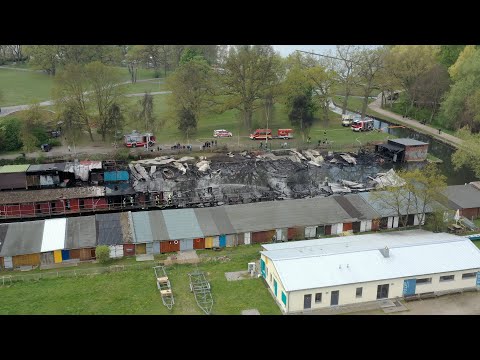 Bootsschuppenbrand in Neubrandenburg verursacht Millionenschaden