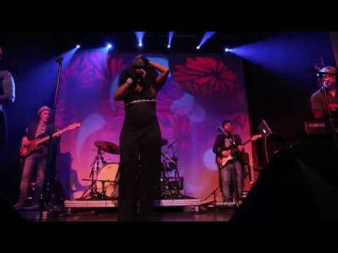 Shebeen feat. Pamela O´Neal   -   Uptown Funk