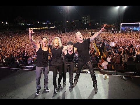 Thumbnail of the video: METALLICA - Full Show in Lollapalooza Brazil - 25 March 2017 (HQ Sound)