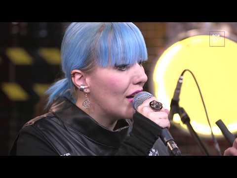 Nina Kraljić - Ako tražiš nekoga | PopRock.hr