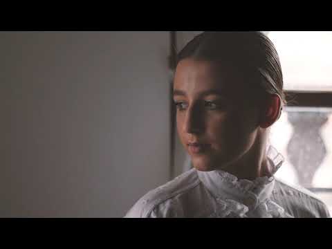 Elena Andonovska – Koj shto me chue da peam / Кој што ме чуе да пеам (Official Video 2019)