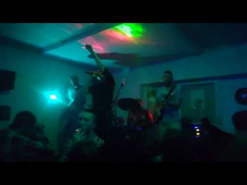 Madicine @Scena- Another brick in the Wall