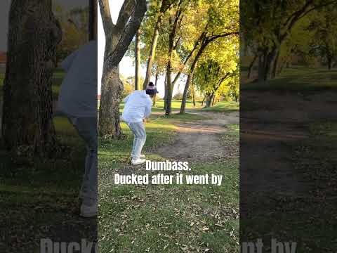 Great reaction time here #golf #noobsplaygolf #golfscorecard #birdietobogey #golf #golfclub