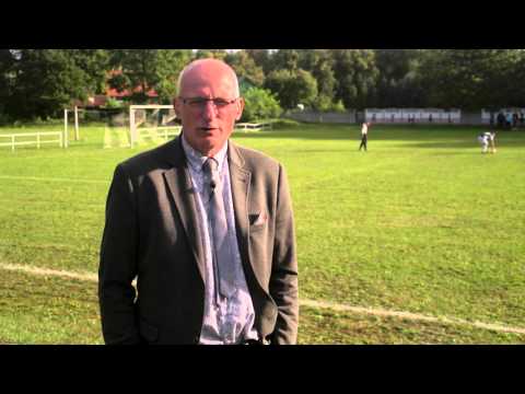 Na wioskowym stadionie o ludowej pasji sportowej