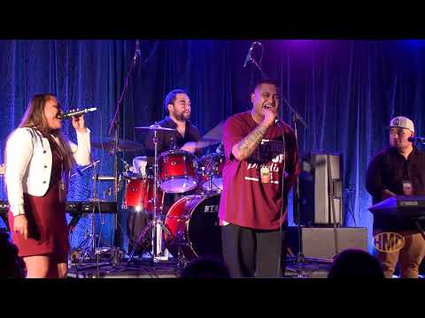 TEUIRA WILLIAMS & PUASAU TAIA - Solomaira (Live) -  at the Mini Rage 2015, Melbourne.