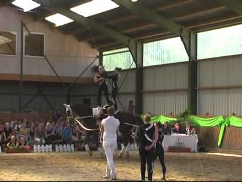 Voltigieren S-Team Badenstedt  in Otternhagen 8.5.2011