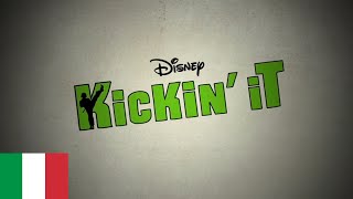 Musik-Video-Miniaturansicht zu Kickin' It Theme Song (Italian) Songtext von Kickin' It [OST]