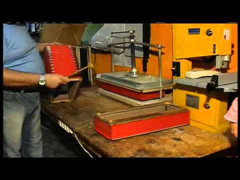 Oficina de acordeon | O Seu Acordeon nas maos de quem conhece!