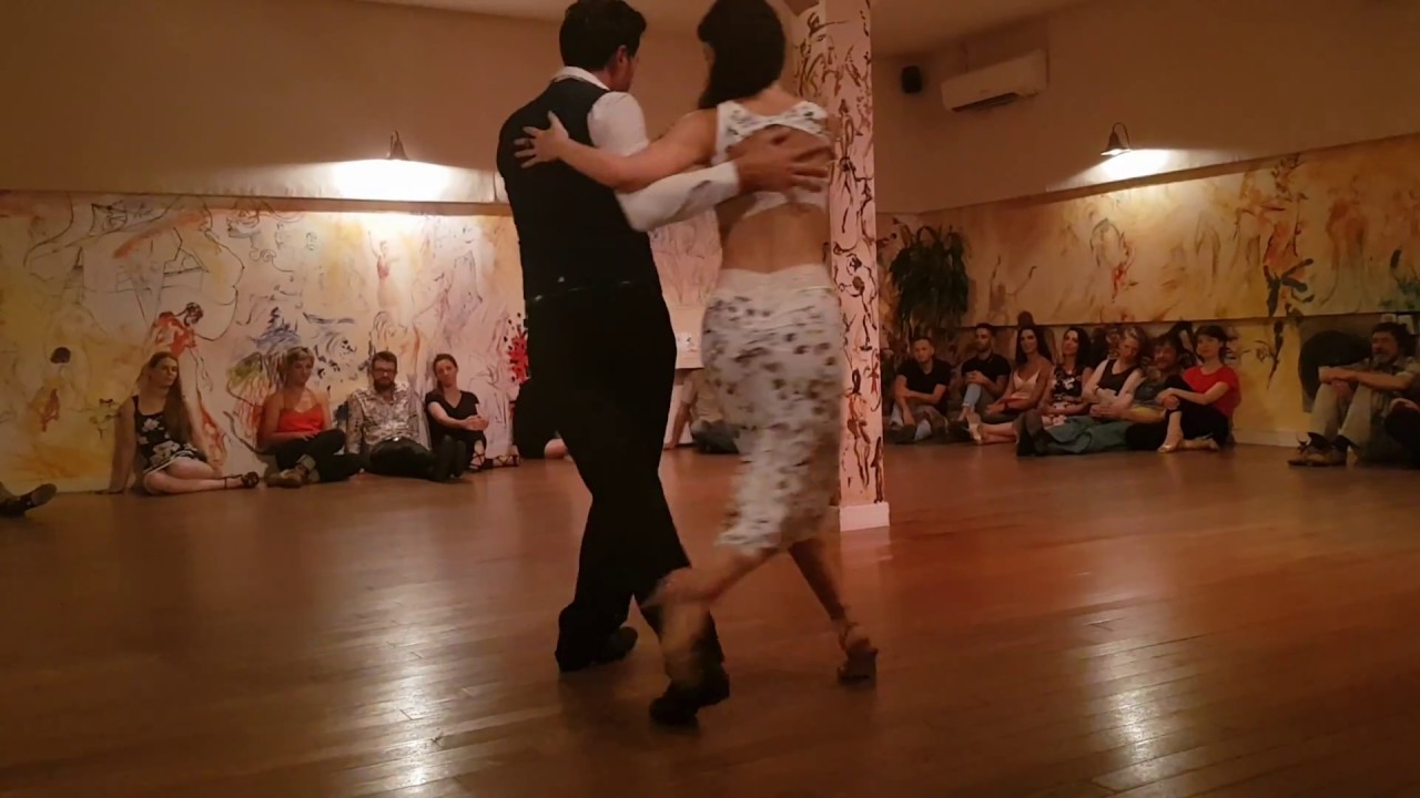 Veronica Toumanova & Demetrio Scafaria in Paris 4/4 "Viento del Norte" Tipica Victor