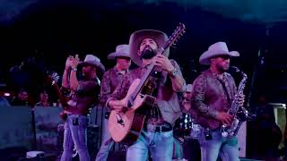 La Entalladita - Laurita Garza - Abrazado de un poste - Y Andale en vivo