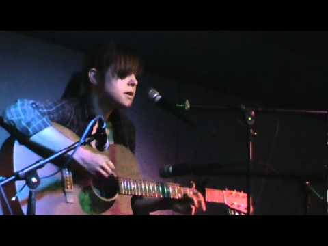 Laura Stevenson - Barnacles (5 / 19 / 11)