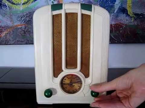 EMERSON 108 (U5A) Mini Tombstone Tube Valve Radio 1935