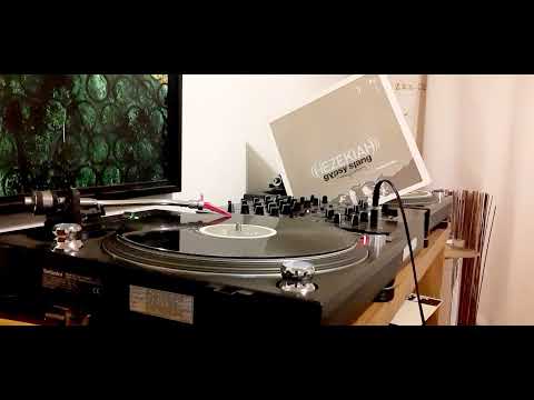 Hezekiah-"Gypsy slang"...(ft Bahamadia).